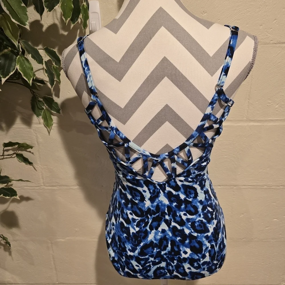 Magicsuit Blue Tide  Tummy Control One Piece Open Back Swimsuit Size 10.